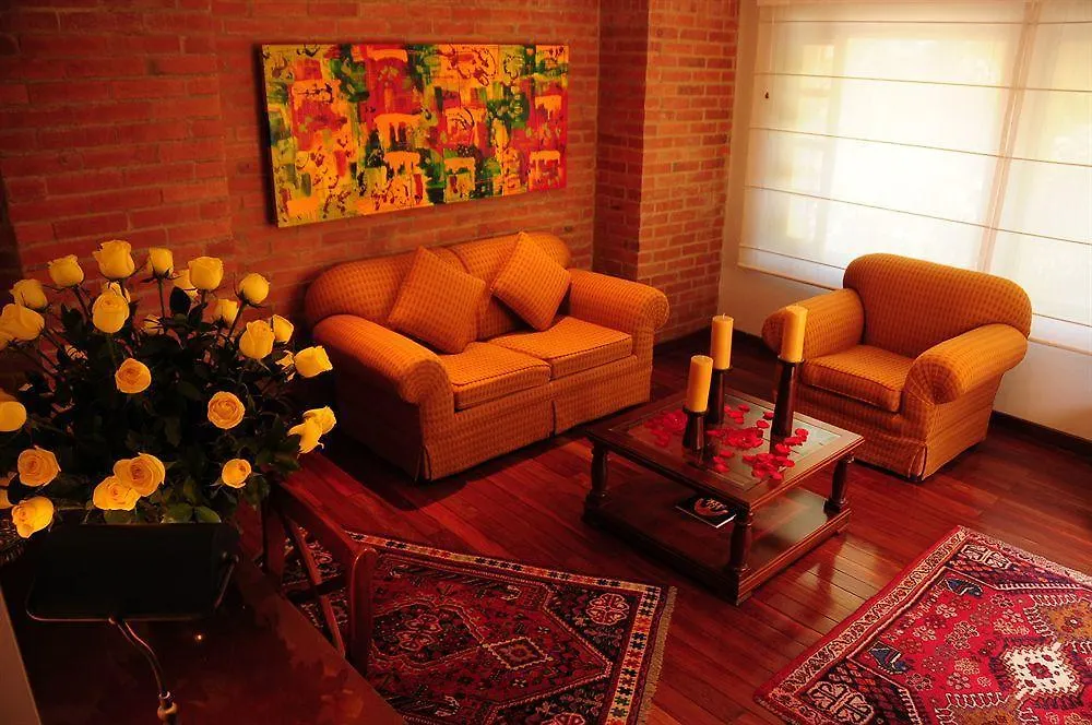Hotel Emaus Bogota 3*,