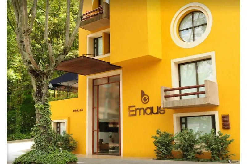 Hotel Emaus Bogota